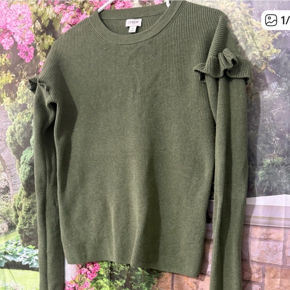 J.Crew Ruffle Shoulder Sweater Romantic Castlecore Cottagecore Croquet Regency - Picture 2 of 2